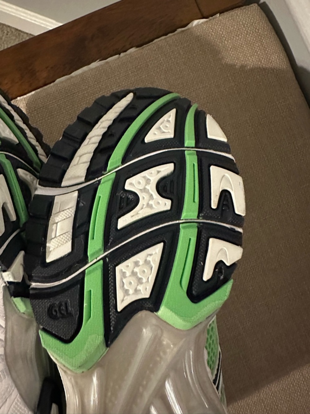 Asics Gel-Kayano 14 Womens Running Shoes Silver Bright Lime 1202A056 size 8 - Picture 8 of 9